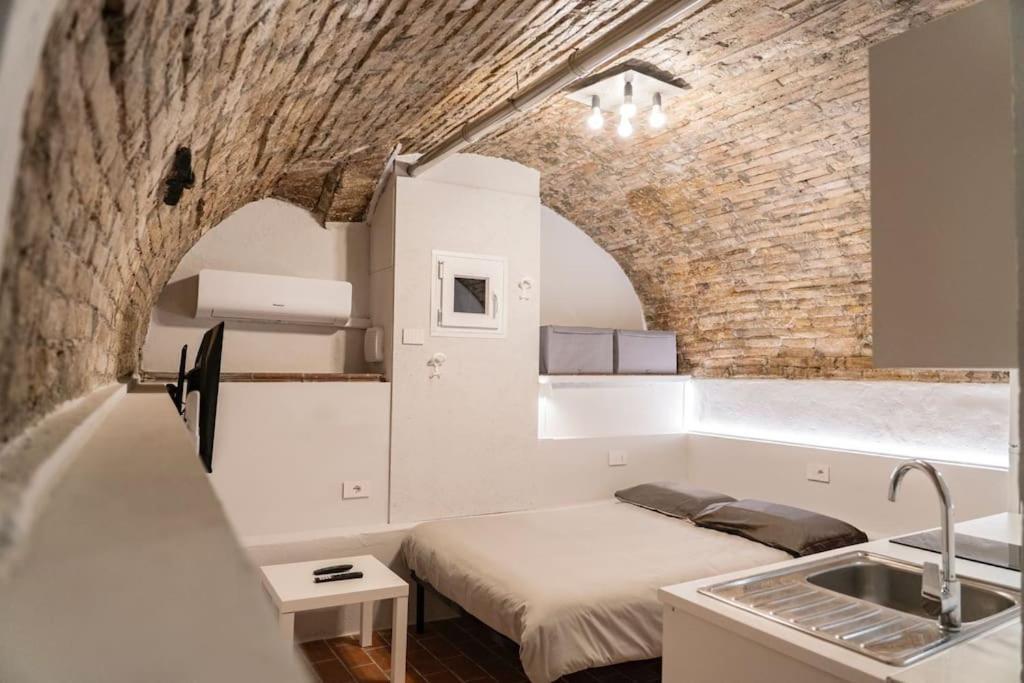 Appartamento In Centro A Brescia:La Piccola House Экстерьер фото